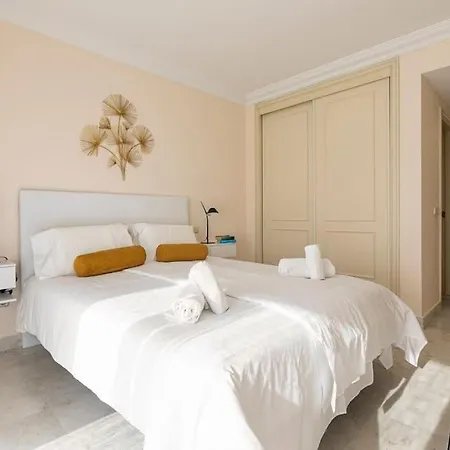 Luminous Puerto Banus, 2 Bedrooms And Parking