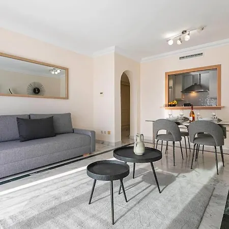 Luminous Puerto Banus, 2 Bedrooms And Parking *